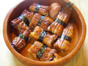 浜寿し：うなぎ寿司