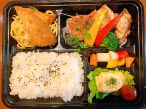 ワイン&キッチンHACHI　おまかせ弁当　梅