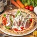 Italian Kitchen VANSAN ザザシティ浜松店：イタリア産生ハムのサラダピッツァ